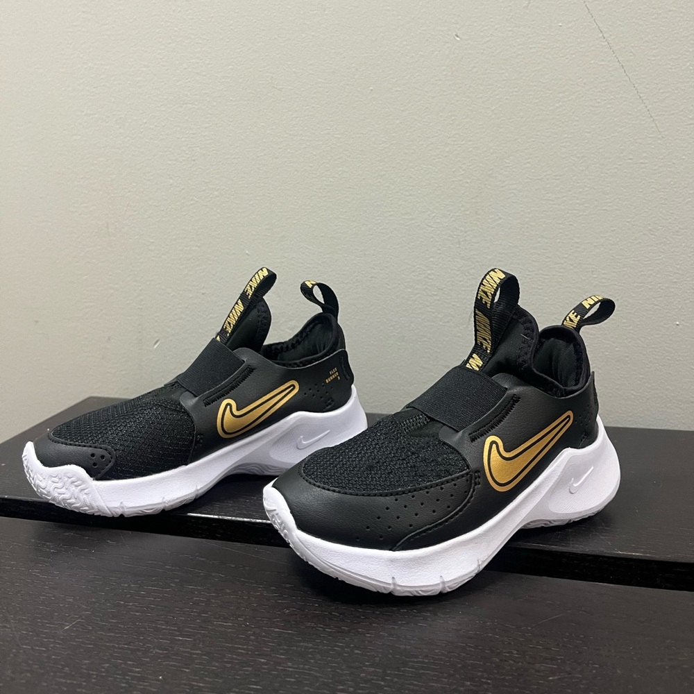 Nike flex runnner black & gold running shoes #running 10c